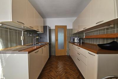 Apartament Cu 3 Camere Cu Vedere Frontala Spre Mare Contract Termen Lung Apartament Cu 3 Camere Cu Vedere Frontala Spre Mare Contract Termen Lung - 28