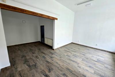 Spațiu comercial, de 55 mp, în Săsar - 4