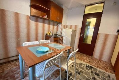 Apartament cu 3 camere decomandat în Olimpia-Stadion
