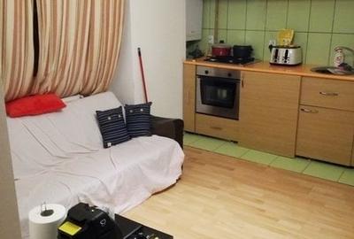 Apartament cu 2 camere semidecomandat, mobilat în Titan