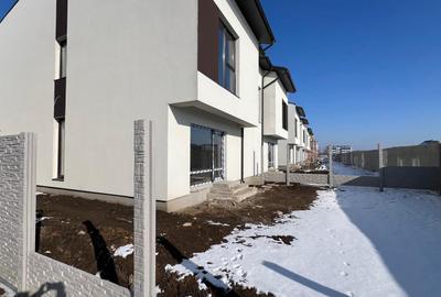 Duplex cu 4 camere cu Canalizare în Prelungirea Ghencea - 4
