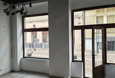 Spațiu comercial, de 31 mp, în Central - 2