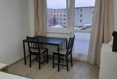 Proprietar inchiriez garsoniera - 4