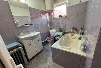 Casă cu 7 camere cu Canalizare în Central - 16