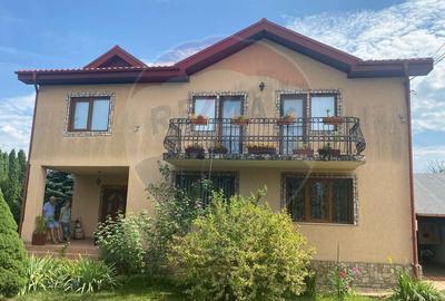 DE VANZARE Vila de vacanta in Pucioasa /Dambovita - 17