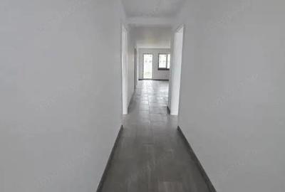 Casă cu 4 camere cu Teren 360 Mp în Nojorid - 6