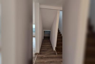 Casă cu 4 camere cu Teren 609 Mp în Cerneteaz - 6