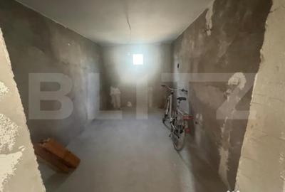 Casă cu 5 camere cu Teren 1000 Mp în Vetiș - 10