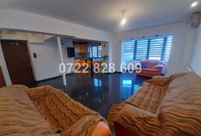 Apartament cu 3 camere decomandat în Muncii