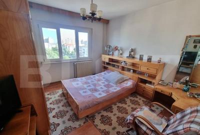 Apartament de vanzare, cu 3 camere, 64 mp, zona Craiovita No - 2
