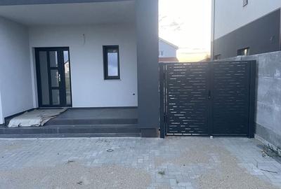 Casă cu 4 camere în Dumbrăvița - 2