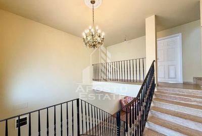 Casă cu 5 camere cu Teren 150 Mp în Moșnița Nouă - 2