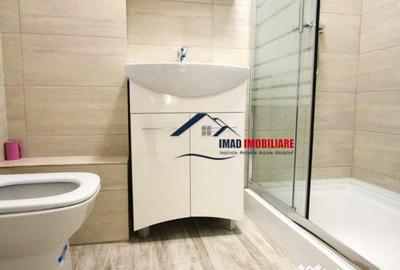 Apartament cu 4 camere decomandat în Micro 3 - 2