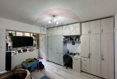 Apt .cu 2 camere de vanzare in zona Podgoria(et.2) - 4