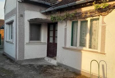 Casă cu 3 camere în Hurezu Mare - 4