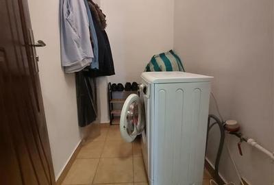 Apartament 4 camere decomandat - etajul 2 - bloc din 1980 - 90 mp - 10