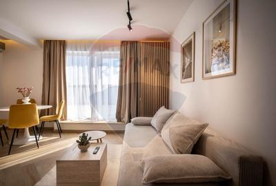 Apartament cu 2 camere semidecomandat, mobilat în Între Lacuri