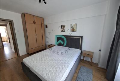 Apartament cu 4 camere decomandat în Centrul Civic - 3