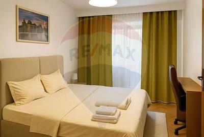 Apartament cu 3 camere decomandat, mobilat în Decebal