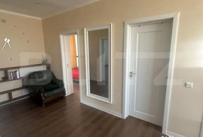 Casă cu 3 camere cu Teren 385 Mp în 14 Mai - 10