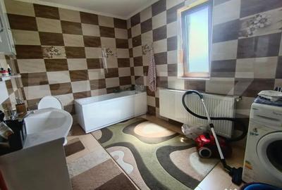 Casă cu 4 camere cu Teren 800 Mp în Central - 6