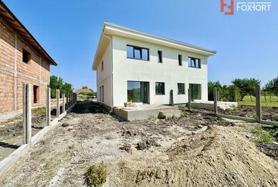 Duplex cu 4 camere cu Canalizare în Moșnița Nouă - 3