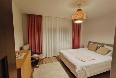 Apartament 2 camere etaj 1 Str Crangului - 1