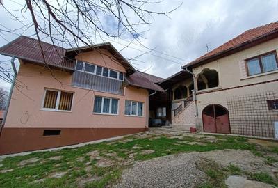 Casa de vanzare com. Mioarele, Campulung - 1
