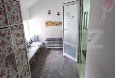 Spațiu comercial, de 350 mp, în Central - 11