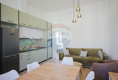 De vanzare 2 apartamente complet renovate Ultracentral