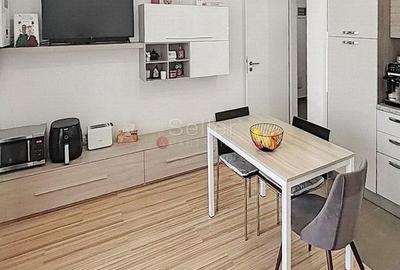 Zona Comerciala Aproape - 7