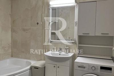 Apartament cu 3 camere decomandat în Nufărul - 5