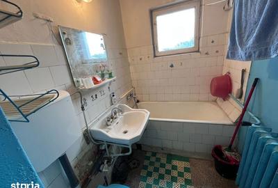 Apartament cu 3 camere decomandat în 1 Mai - 10