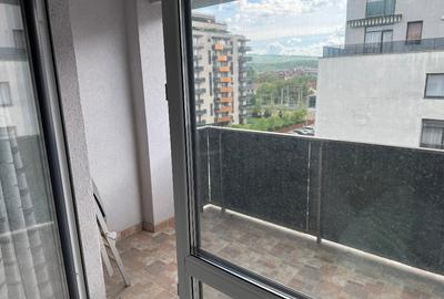 Apartament cu 2 camere decomandat în Sopor - 9