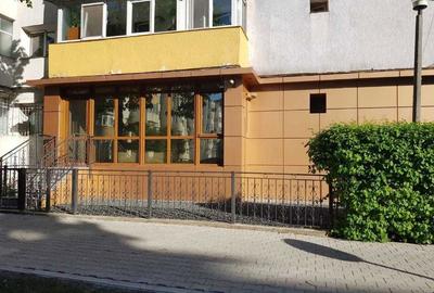 Spațiu comercial, de 80 mp, în Traian - 3