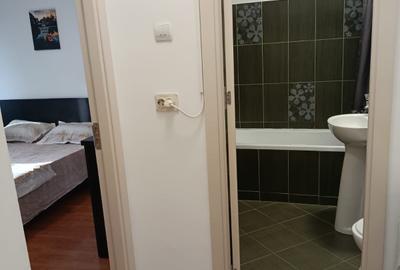 Ofer spre închiriere un apartament generos cu 3 camere, decomandat RENOVAT Ofer spre închiriere un apartament generos cu 3 camere, decomandat RENOVAT - 20