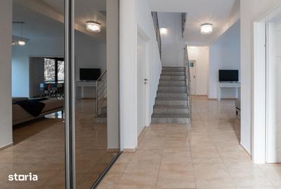 Casă cu 5 camere cu Teren 550 Mp în Agigea - 13