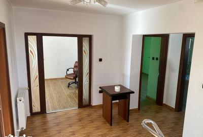 Casă cu 8 camere cu Canalizare în Dobroești - 12