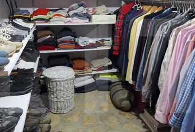 Casă cu 2 camere cu Teren 3300 Mp în Concești - 3