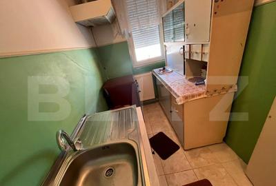 Apartament 4 camere, 53,48 mp, zona Micro 8 - 8