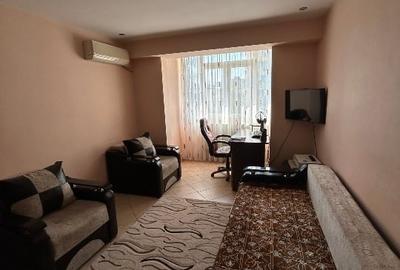 Apartament cu 2 camere semidecomandat, mobilat în Nord - 1