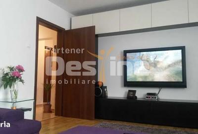 Apartament cu 3 camere decomandat în Sebastian