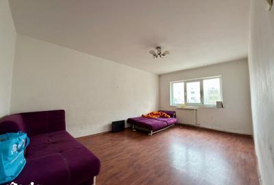Apartament cu 3 camere decomandat în Central - 2