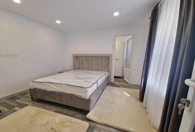 Casă cu 3 camere cu Canalizare în Km 4 - 6