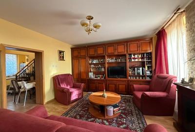 Casa cu 5 camere, 173 mp utili, regim P+1  - zona Centrala - OCAZIE !!! - 9