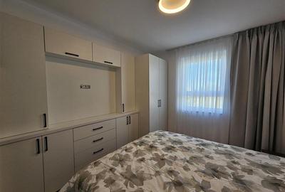 Apartament cu 3 camere decomandat, mobilat în Tractorul - 31