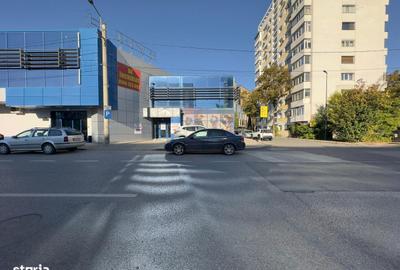 Spațiu comercial, de 396 mp, în Central - 8