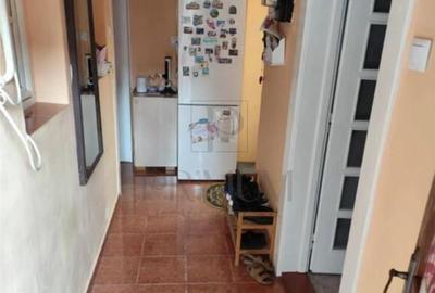 SINAIA - 2 Camere - Parter inalt - Decomandat - Zona buna - 6