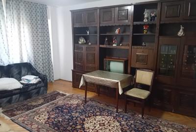 Apartament cu 2 camere decomandat în Călărași - 3