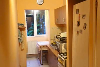 Vand garsoniera ( apartament cu o camera) - 2